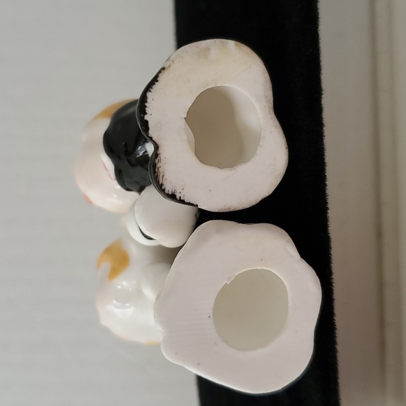 Vintage Dan Brechner Miniature Kissing Bride and Groom Figurines - Picture 7 of 10